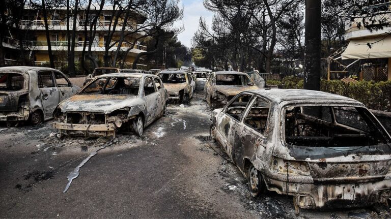 Ολοκληρώθηκαν οι απολογίες στη δίκη για το Μάτι – «Δεν έβαλα εγώ τη φωτιά, ήρθε από την Καλλιτεχνούπολη» υποστήριξε ο κάτοικος που κατηγορείται ότι ευθύνεται για την έναρξη της πυρκαγιάς