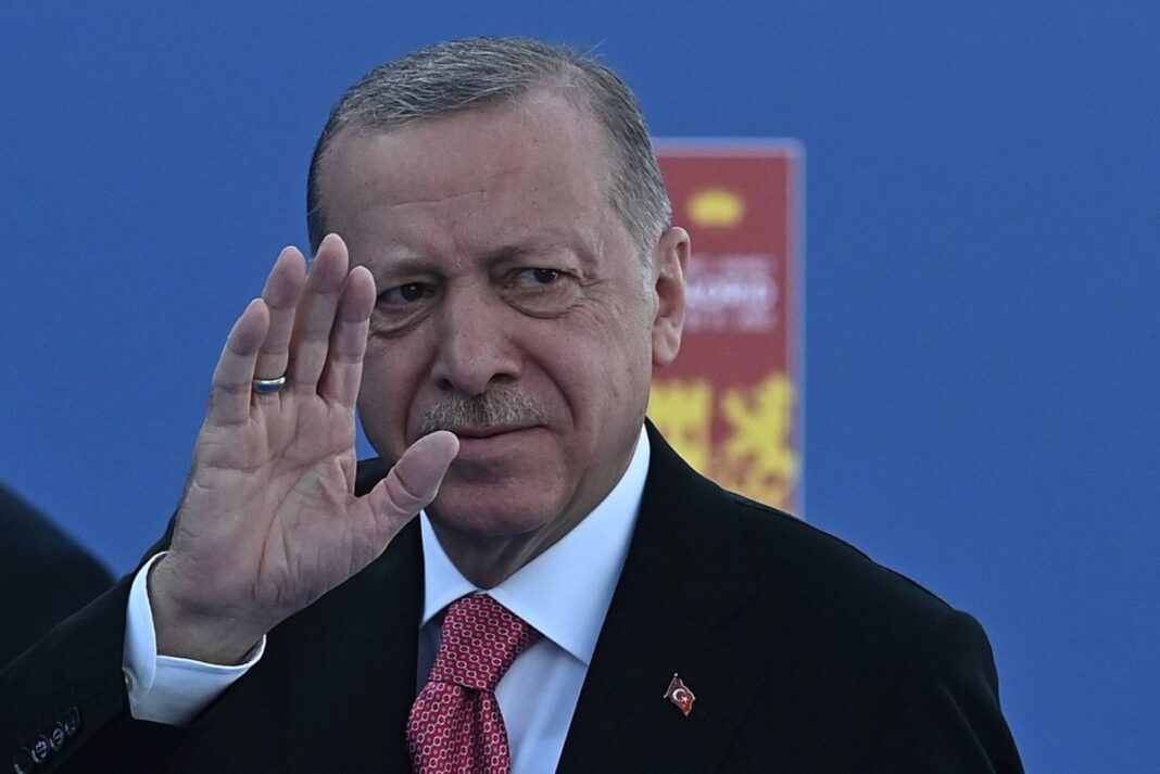 Ο Τούρκος πρόεδρος Ρετζέπ Ταγίπ Ερντογάν στη Σύνοδο του ΝΑΤΟ στη Μαδρίτη