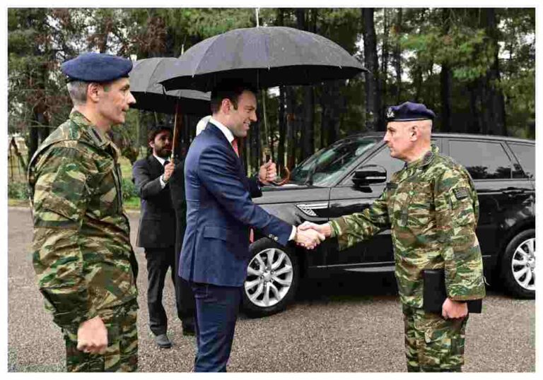 Στέφανος Κασσελάκης: Στο Πυροβολικό θα κάνει την θητεία του