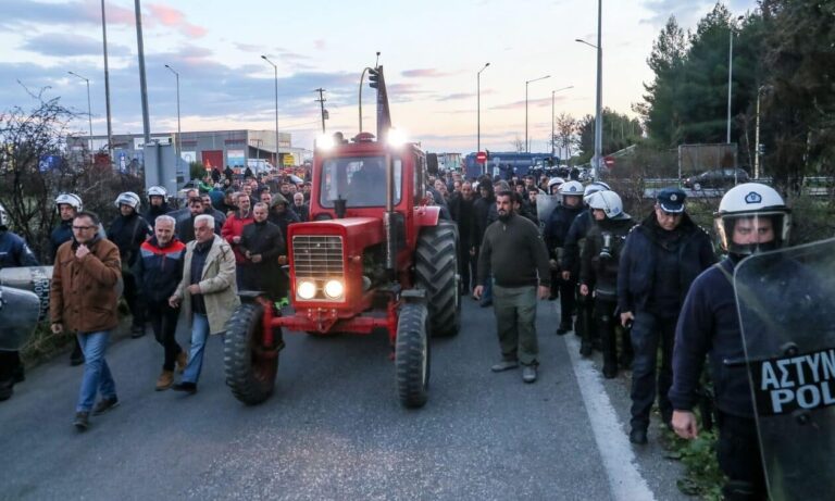 Μεγάλη σύσκεψη της Αστυνομίας την Κυριακή για το συλλαλητήριο της Τρίτης – Ανυποχώρητοι οι αγρότες (βίντεο)