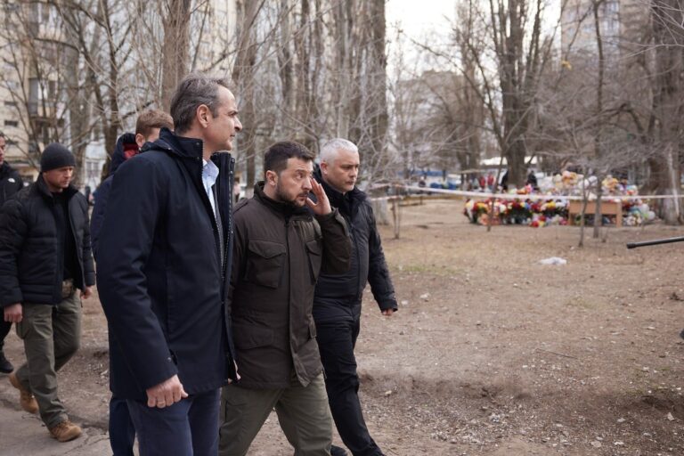 Διπλωματικός σύμβουλος Ζελένσκι: Δεν αποκλείεται στόχος να ήταν ο Ζελένσκι ή ο Μητσοτάκης!