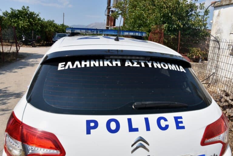 Θεσσαλονίκη: Επεισοδιακή σύλληψη 17χρονου διακινητή μετά από καταδίωξη – Έκρυβε αλλοδαπή στο πορτ μπαγκάζ