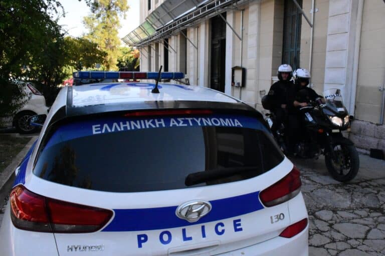 Θεσσαλονίκη: Συνελήφθησαν τέσσερα άτομα για δωροδοκία σε 24 ώρες!