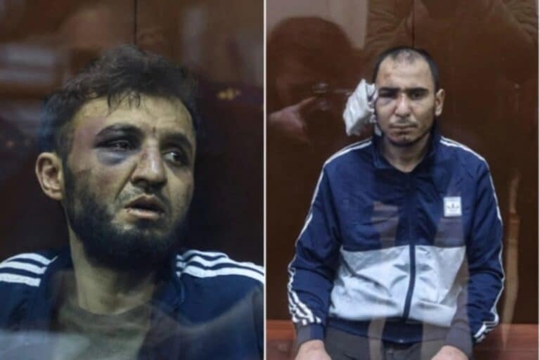 Μακελειό στη Μόσχα: Προφυλακίστηκαν οι τέσσερις κατηγορούμενοι για τρομοκρατία – Με μαυρισμένα μάτια στο δικαστήριο (εικόνες & βίντεο)
