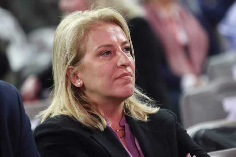 Ρένα Δούρου για Μάτι: «Είμαι θύμα του χειρότερου είδους συγκάλυψης που είναι η παραπλάνηση»