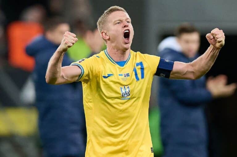 Έτοιμος να πολεμήσει για την Ουκρανία αν του ζητηθεί, δηλώνει ο Ζιντσένκο