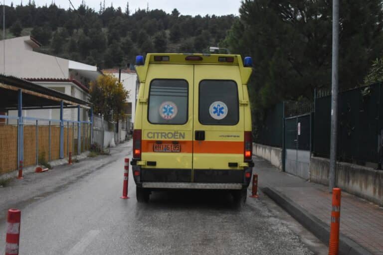 Συνελήφθη 32χρονος στη Μυτιλήνη – Ανέβασε τον 6χρονο ανιψιό του σε καρότσα αγροτικού, έπεσε και τον εγκατέλειψε