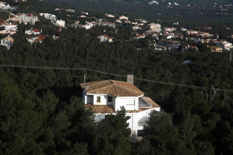 Το ελληνικό Δημόσιο ζητά πίσω δεκάδες περιουσίες προσφύγων που εγκαταστάθηκαν στο Κορδελιό το 1922!