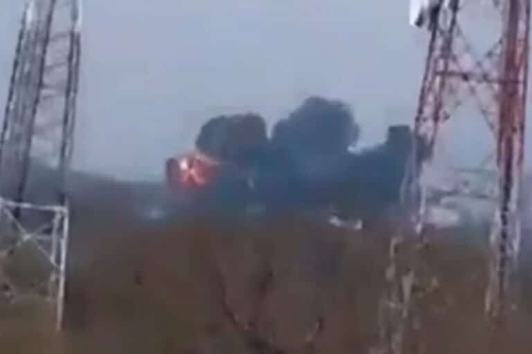 ΗΠΑ: Η στιγμή της συντριβής του μαχητικού F-16 στο Νέο Μεξικό (βίντεο)