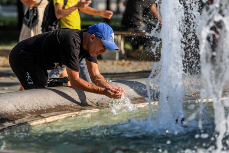 Καιρός – Καλλιάνος: «Έρχεται ισχυρός καύσωνας την Τρίτη 11/6 – Ως τους 43-44 βαθμούς η θερμοκρασία»