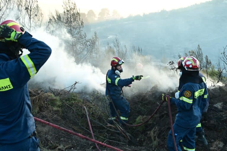 Φωτιά τώρα στον Ασπρόπυργο στην περιοχή Σοφό
