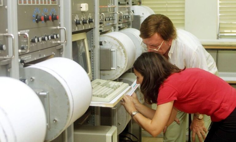 Παπαζάχος για τα σενάρια μεγάλου σεισμού: «Ας προφυλαχτούμε από τους επιστημονικούς τσαρλατάνους»