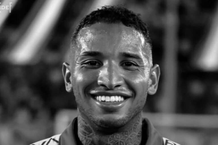 Ανείπωτη τραγωδία στην Ουρουγουάη: Πέθανε ο Χουάν Ισκιέρδο της Νασιονάλ που είχε καταρρεύσει στο γήπεδο