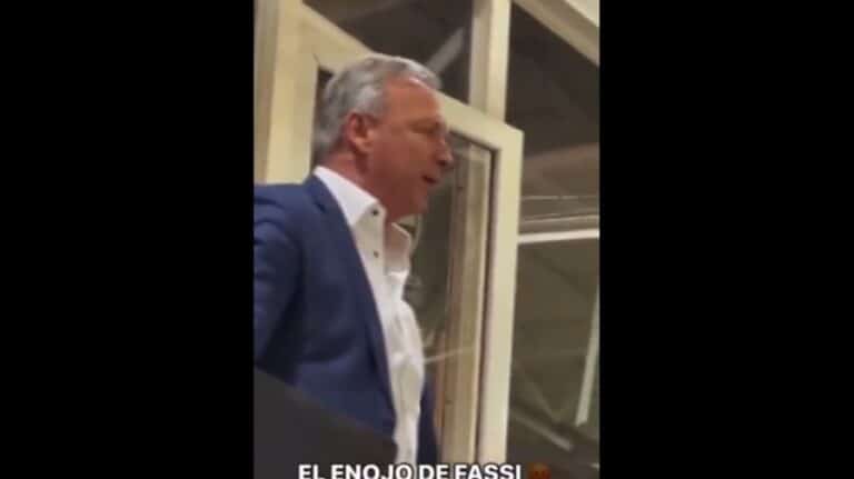 Χαμός στην Αργεντινή: Πρόεδρος ομάδας απείλησε διαιτητή με όπλο για γκολ που δεν έπρεπε να μετρήσει! (βίντεο)