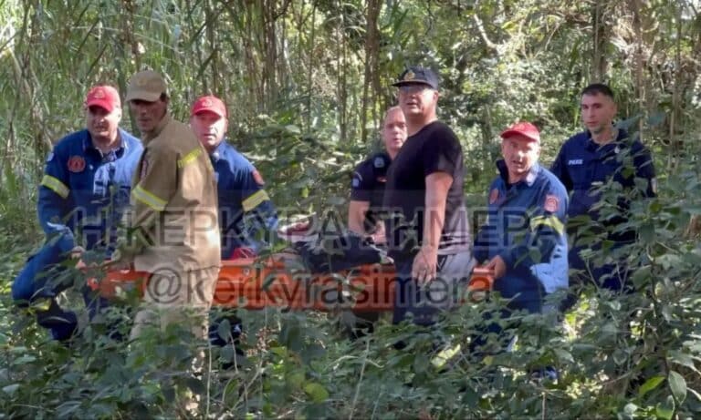 Τρόμος για γυναίκα που έπεσε σε πηγάδι στην Κέρκυρα – Την απεγκλώβισαν πυροσβέστες (βίντεο)