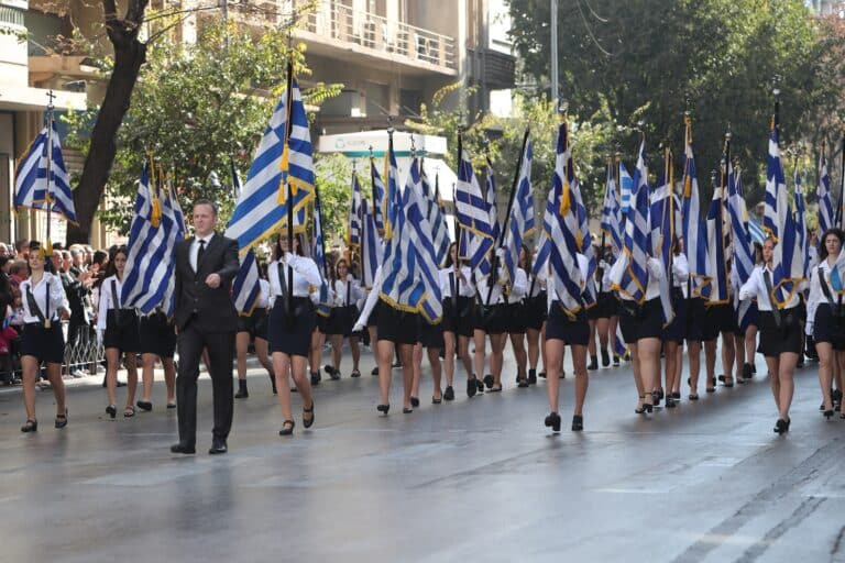 Εικόνες από τη μαθητική παρέλαση για την 28η Οκτωβρίου στη Θεσσαλονίκη!