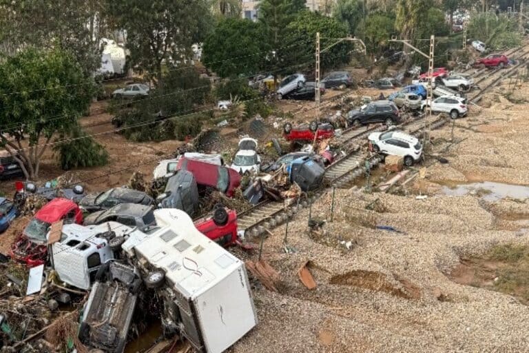 Τραγωδία δίχως τέλος στη Βαλένθια: Αγνοούνται 93 άνθρωποι μετά τις φονικές πλημμύρες – Τουλάχιστον 210 νεκροί