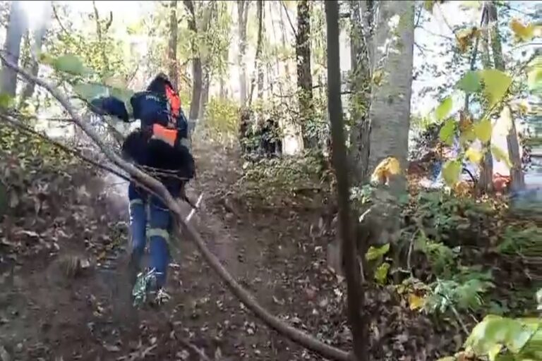 Μάχη με τη φωτιά στο Παγγαίο Όρος συνεχίζουν να δίνουν οι Πυροσβέστες – Βίντεο από τη μεγάλη προσπάθειά τους