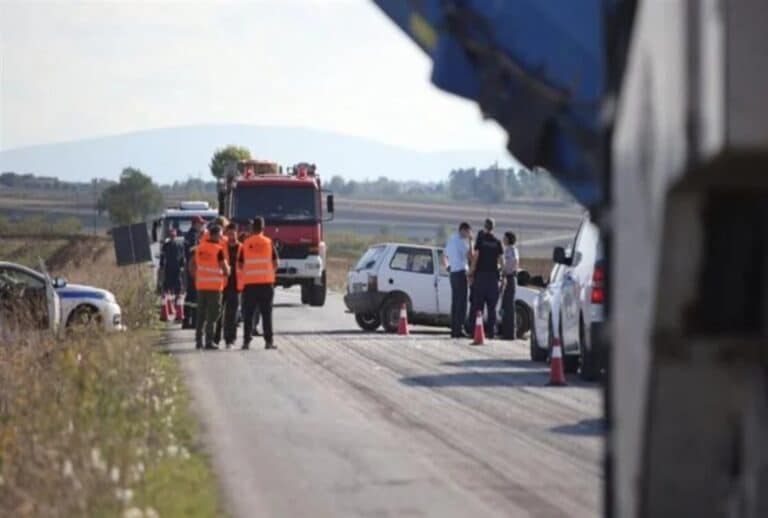 Τραγωδία στη Λάρισα: Τροχαίο δυστύχημα με έναν νεκρό και δύο τραυματίες