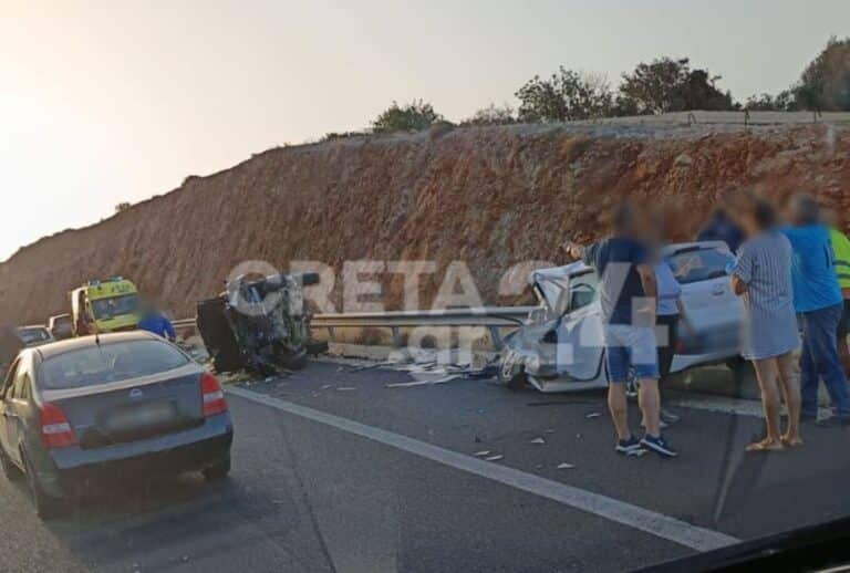 Κρήτη: Θανατηφόρο τροχαίο στα Μάλια – Συναγερμός στο ΕΚΑΒ (βίντεο)