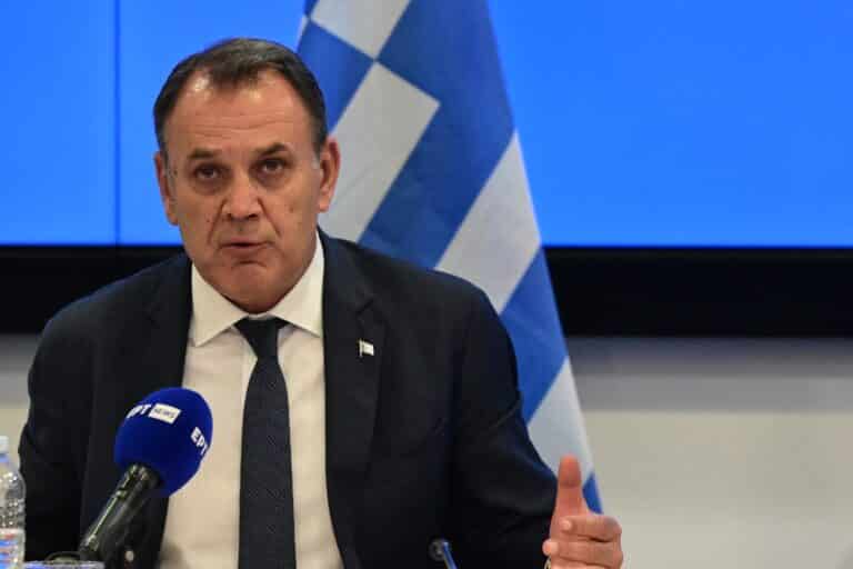 Παναγιωτόπουλος: «Παγώνει» η επεξεργασία αιτήσεων ασύλου από Σύρους πρόσφυγες