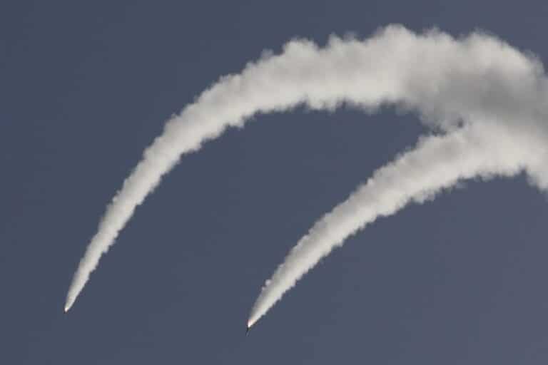 Η Ελλάδα επενδύει στην άμυνα – Σχεδιάζει το δικό της «Iron Dome» ύψους 2 δις ευρώ