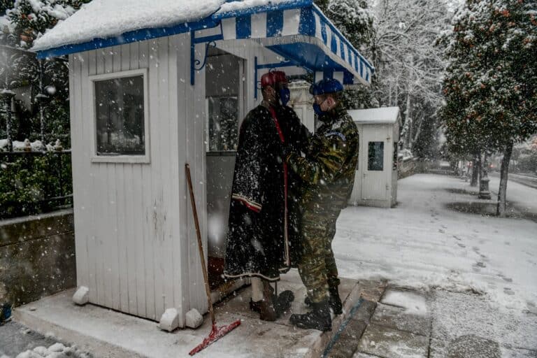 Καιρός: Έρχεται λευκός Δεκέμβρης με ουκρανικό ψύχος – Θα το «στρώσει» και στα πεδινά της Ελλάδας!