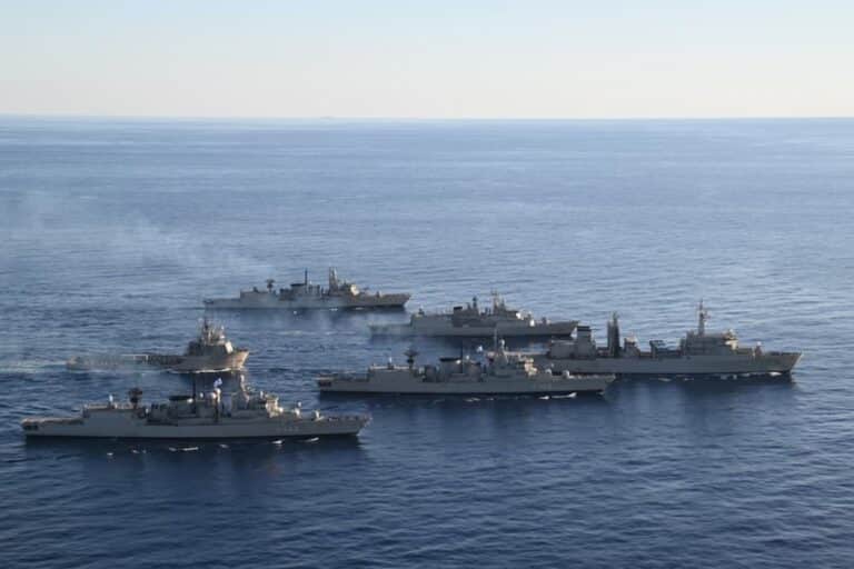 ΓΕΝ: Ολοκληρώθηκε η άσκηση «NIRIIS 24» στο Κρητικό Πέλαγος (εντυπωσιακές εικόνες)