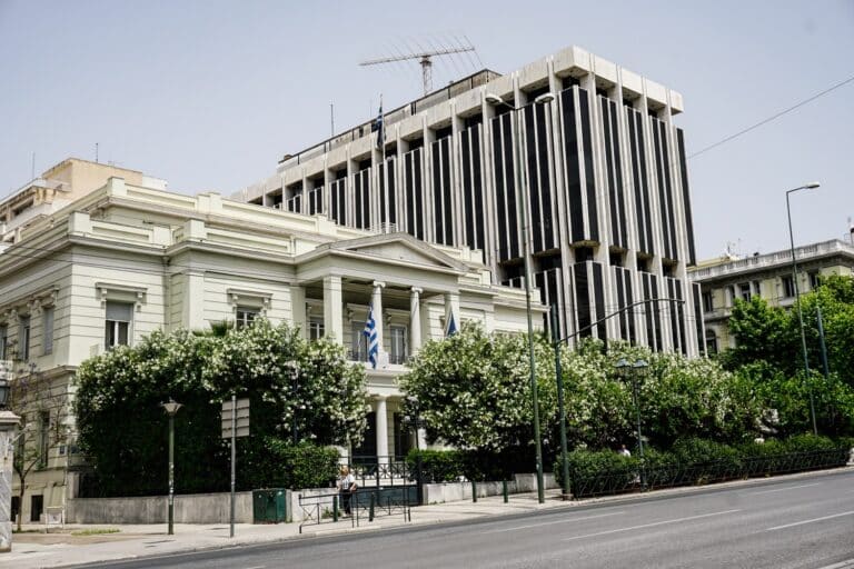 Αντίδραση της Ελλάδας στην ΑΟΖ Τουρκίας-Συρίας: «Δεν νομιμοποιείται τέτοια συμφωνία»