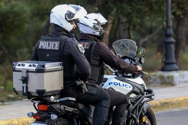 Κολωνός: Τέσσερις συλλήψεις αλλοδαπών από την ΔΙ.ΑΣ. για διακίνηση ναρκωτικών – Πώς έφτασαν στα ίχνη τους