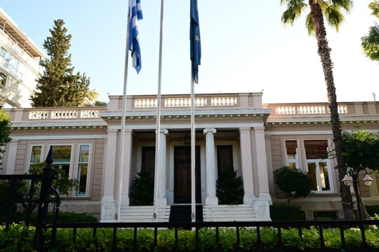 «Ουδέν σχόλιον» από το Μέγαρο Μαξίμου για τις δηλώσεις Σαμαρά