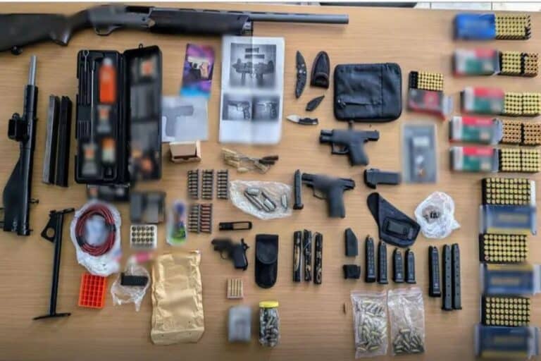 Φθιώτιδα: Εξαρθρώθηκε σπείρα που διακινούσε ναρκωτικά – Χειροπέδες σε έξι άτομα, πάνω από 50.000 ευρώ τα κέρδη τους