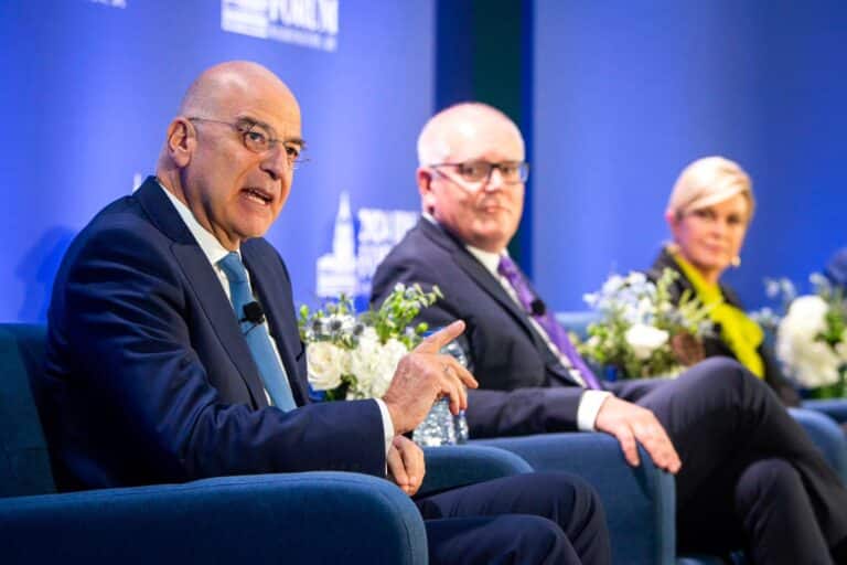 Δένδιας στο IDU: «Να υποστηρίξουμε τους κανόνες που βασίζονται στη διεθνή τάξη»