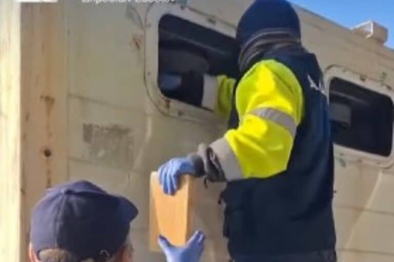 Κατασχέθηκαν από την ΑΑΔΕ 29 κιλά κοκαΐνης κρυμμένα σε κοντέινερ με μπανάνες (βίντεο)