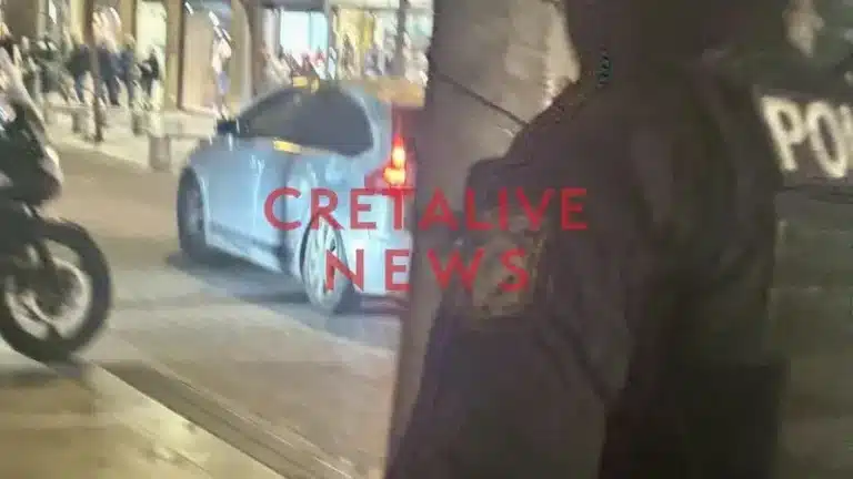 Ηράκλειο: «Κινηματογραφική» φυγάδευση από την ΕΛ.ΑΣ. για τη μητέρα και τον πατριό του Άγγελου από τα δικαστήρια (βίντεο)