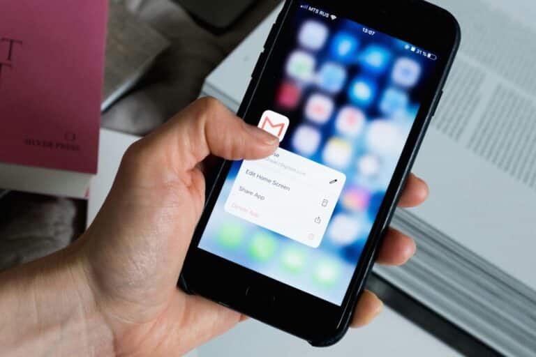 Τέσσερα σημάδια ότι ο λογαριασμός σας στο Gmail έχει παραβιαστεί – Οι μέθοδοι που χρησιμοποιούν οι απατεώνες