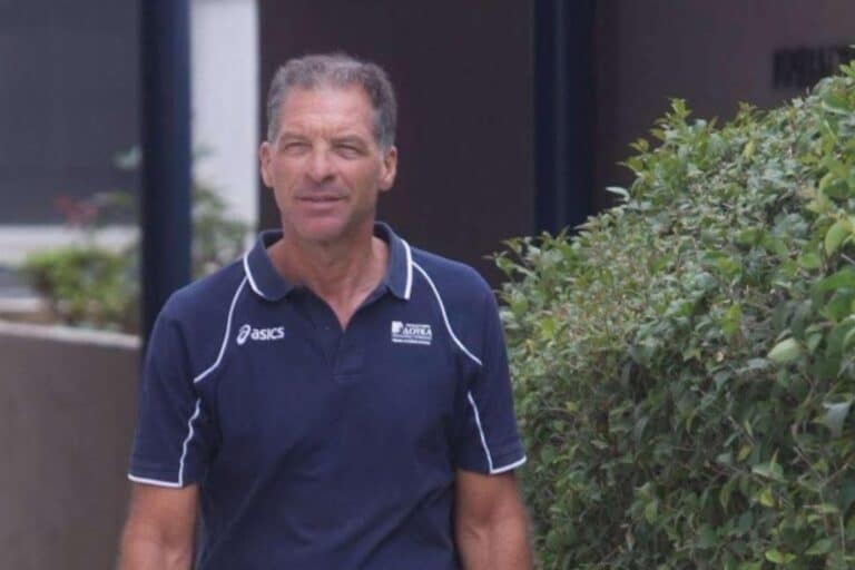 Πέθανε ο Λάκης Γκούφας