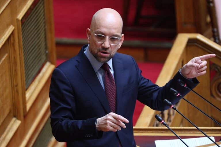 Στο νοσοκομείο εκτάκτως ο Κώστας Μπάρκας – «Αυτονόητο ότι η ψήφος μου προοριζόταν για την Κατσέλη»