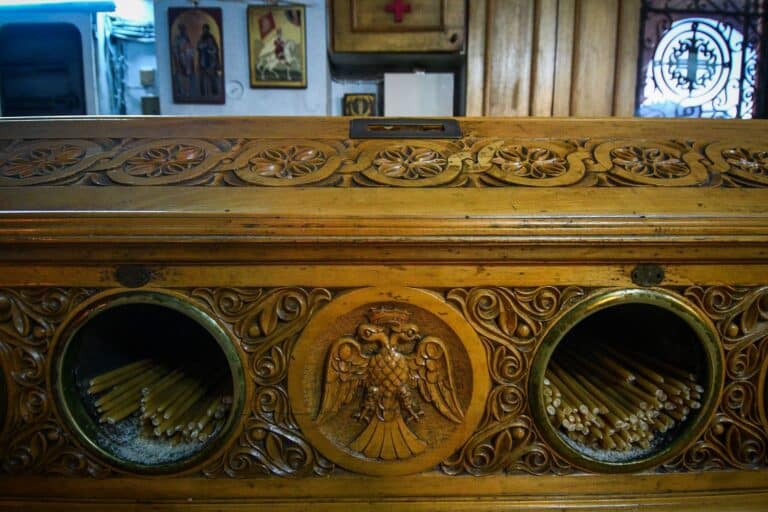 Θεσσαλονίκη: Συνελήφθη 31χρονος ιερόσυλος – Έκλεψε λεφτά από παγκάρι