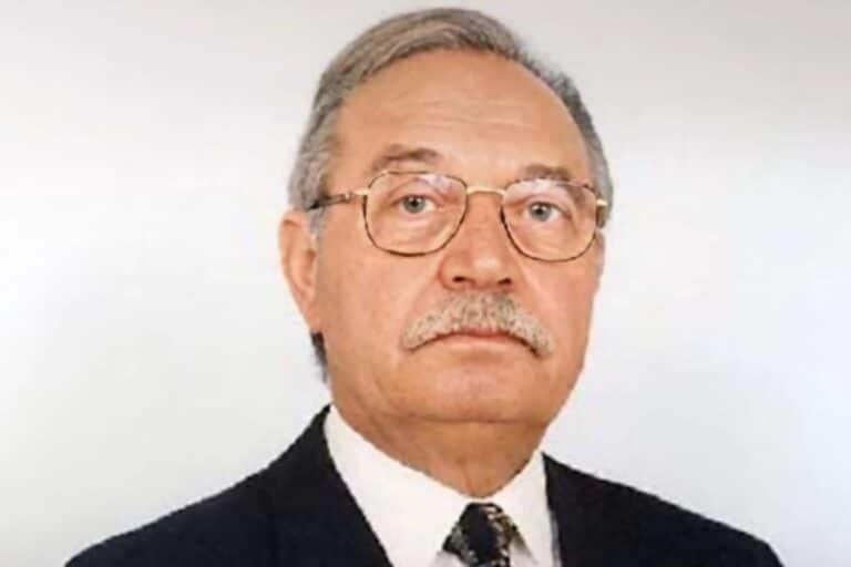 Πέθανε ο ιστορικός δήμαρχος Τρικκαίων Κωνσταντίνος Παπαστεργίου, πατέρας του υπουργού Ψηφιακής Διακυβέρνησης