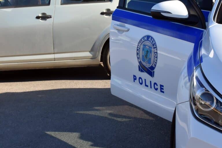 Θεσσαλονίκη: 49χρονος έκρυβε στο σπίτι του κοκαΐνη, ηρωίνη και δίκαννο