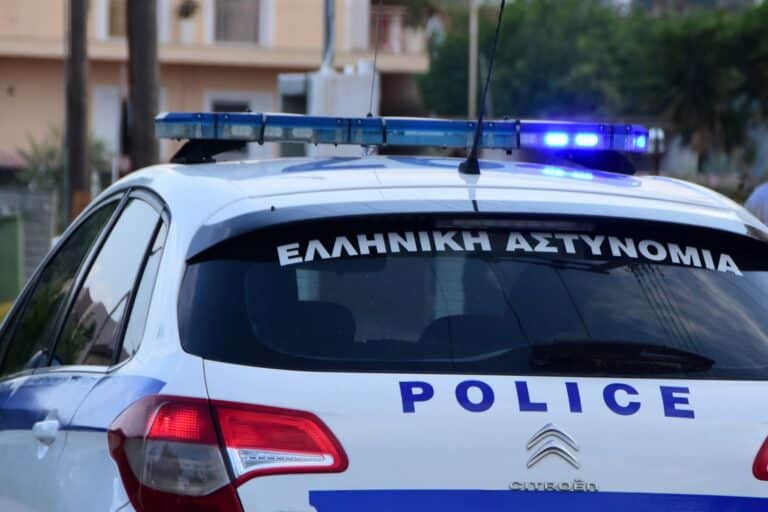 Κομοτηνή: Αστυνομικοί συνέλαβαν άνδρα με 1,9 κιλά ηρωίνης μέσα στο IX – Προσπάθησε να διαφύγει