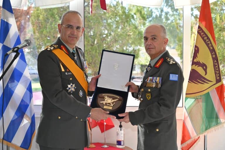 Πραγματοποιήθηκε η τελετή παράδοσης-παραλαβής καθηκόντων Γενικού Επιθεωρητή Στρατού (εικόνες)
