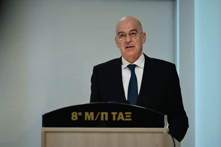 Δένδιας: «Το δομικό καρκίνωμα με τους πολλούς αξιωματικούς τελειώνει»