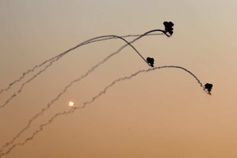 Αντιαεροπορικός «θόλος» στην Ελλάδα: Εντατικές διαπραγματεύσεις για τα συστήματα αεράμυνας