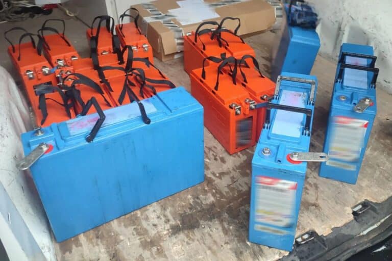 Συνελήφθη από ομάδα ΔΙΑΣ αλλοδαπός που αφαιρούσε μπαταρίες από ΚΑΦΑΟ και τις μεταπωλούσε σε επιχείρηση