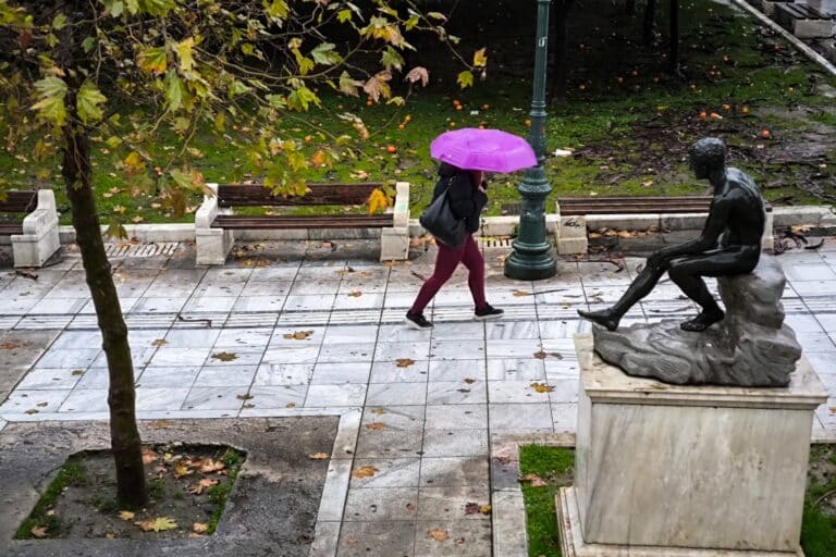 Νέα κακοκαιρία από το βράδυ της Κυριακής με ισχυρές βροχές – Ποιες περιοχές θα επηρεαστούν