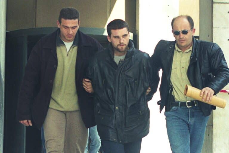 Σαν σήμερα ο Κώστας Πάσσαρης δολοφόνησε τους Αρχιφύλακες, Αθανάσιο Δρακόπουλο και Διονύσιο Αλεβιζόπουλο