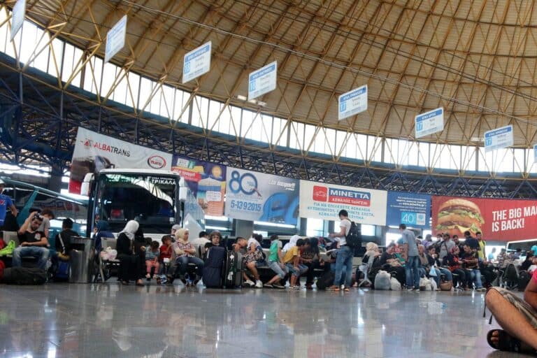 Στον αστερισμό του τρόμου η Θεσσαλονίκη: Ναρκωτικά, κλοπές, φόβος για εργαζόμενους και επιβάτες στο ΚΤΕΛ «Μακεδονία»