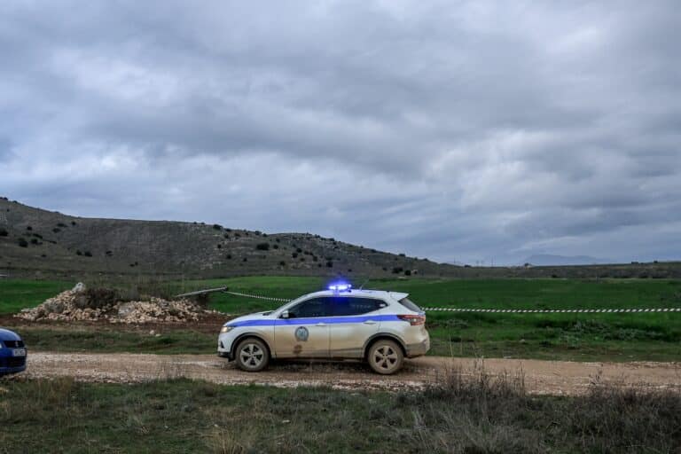 ΕΛ.ΑΣ.: Συνελήφθησαν στα Γρεβενά, Πτολεμαΐδα και Κοζάνη τρεις Έλληνες για ναρκωτικά – Κατασχέθηκαν και δύο μαχαίρια